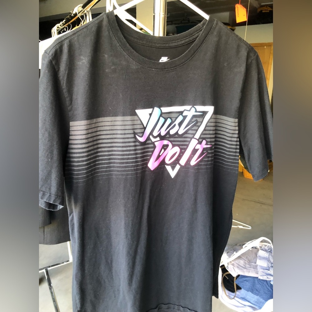 Men’s Nike Tshirt